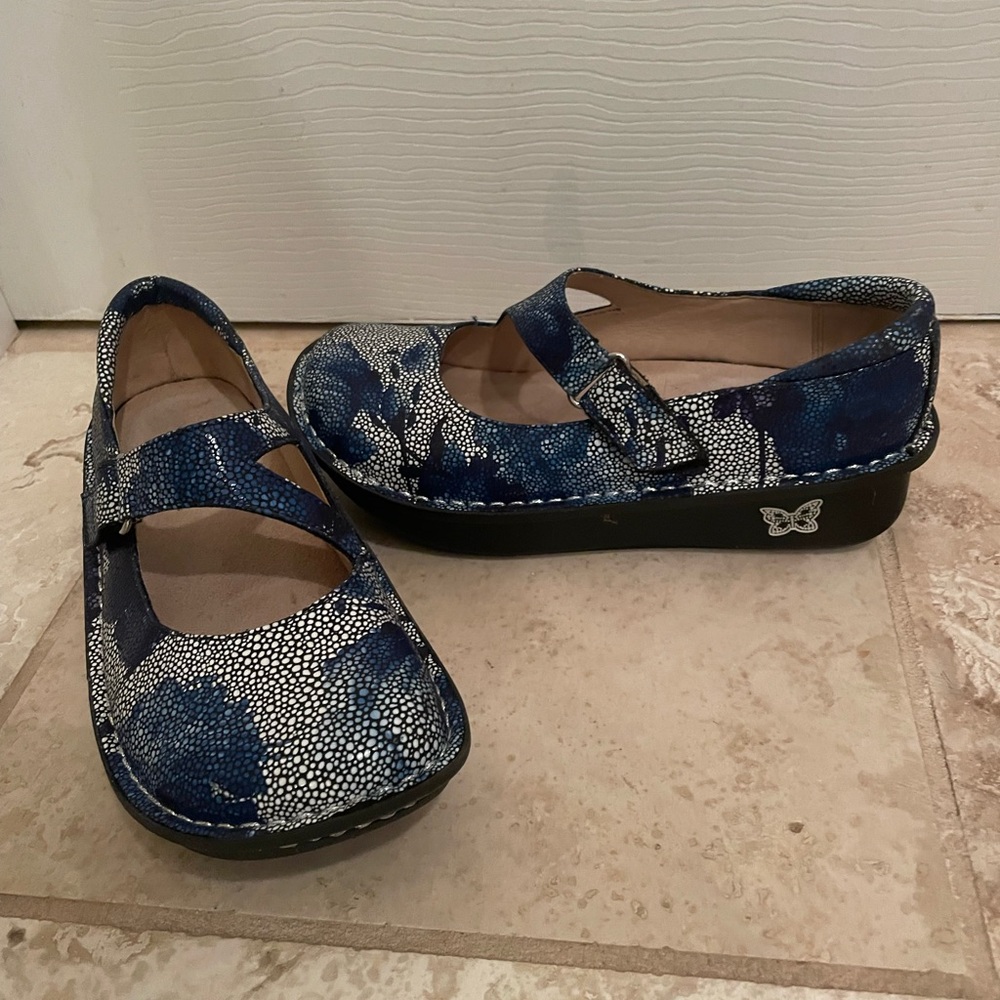 Alegria Blue Flats Artistic Slip-On Loafers eu 36. 6 USA